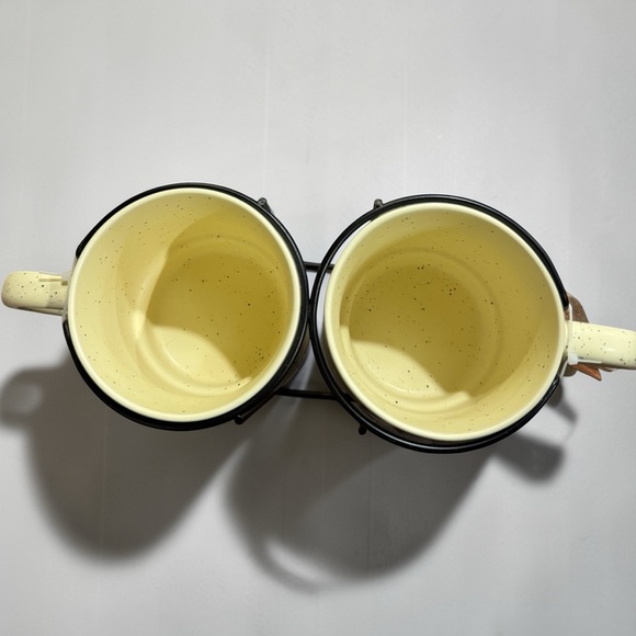 Cream Bee-Pattern Stackable Mugs with Black Rack - Picture 3 of 5